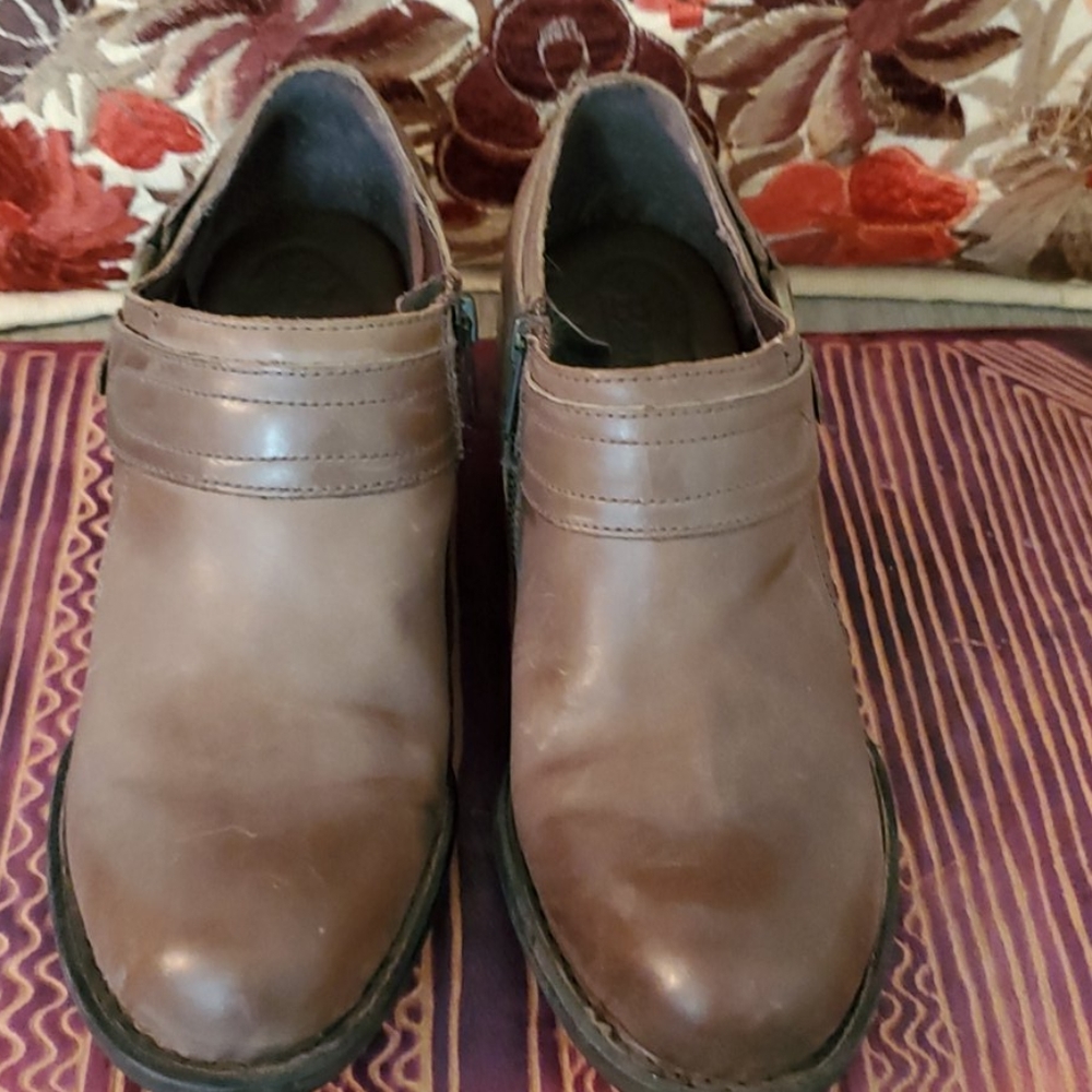 Born Leather Ankle Boots 8M